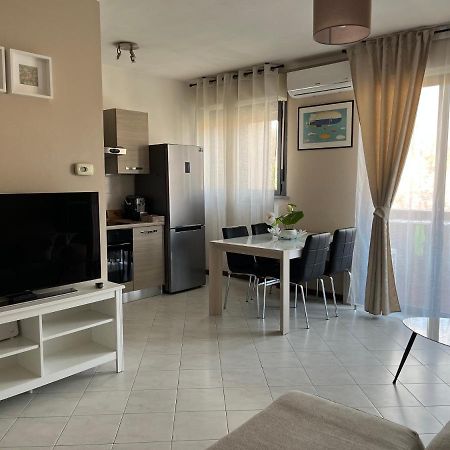 Lovely Apartment Parma Esterno foto