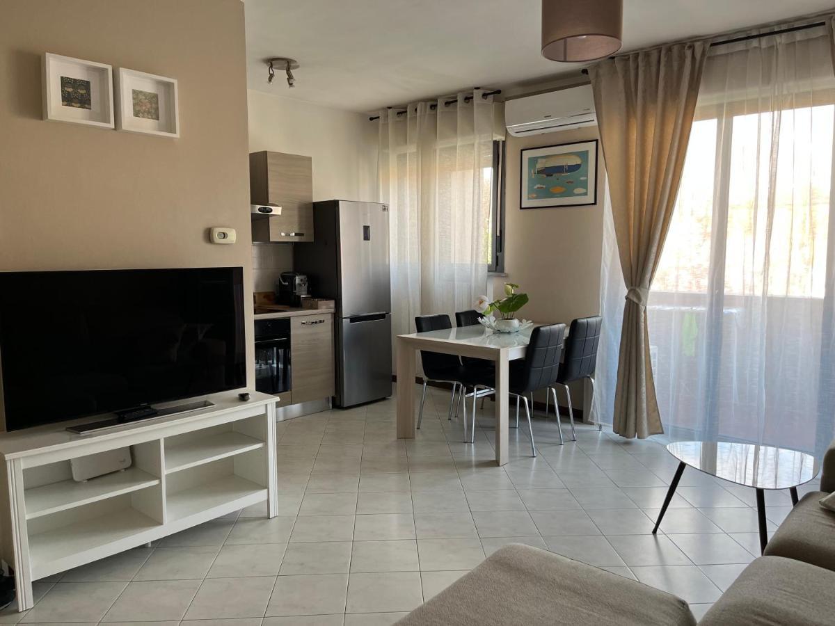 Lovely Apartment Parma Esterno foto