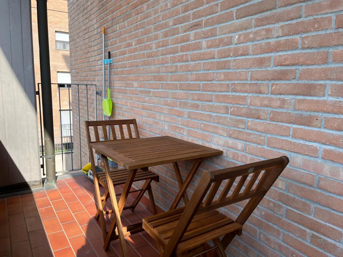 Lovely Apartment Parma Esterno foto