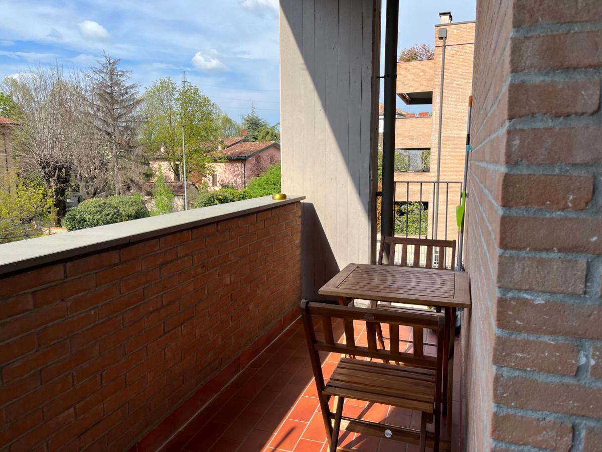 Lovely Apartment Parma Esterno foto