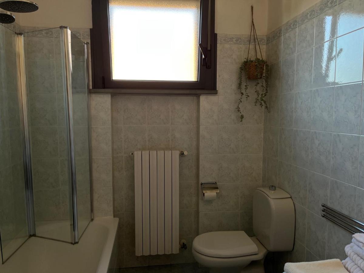 Lovely Apartment Parma Esterno foto