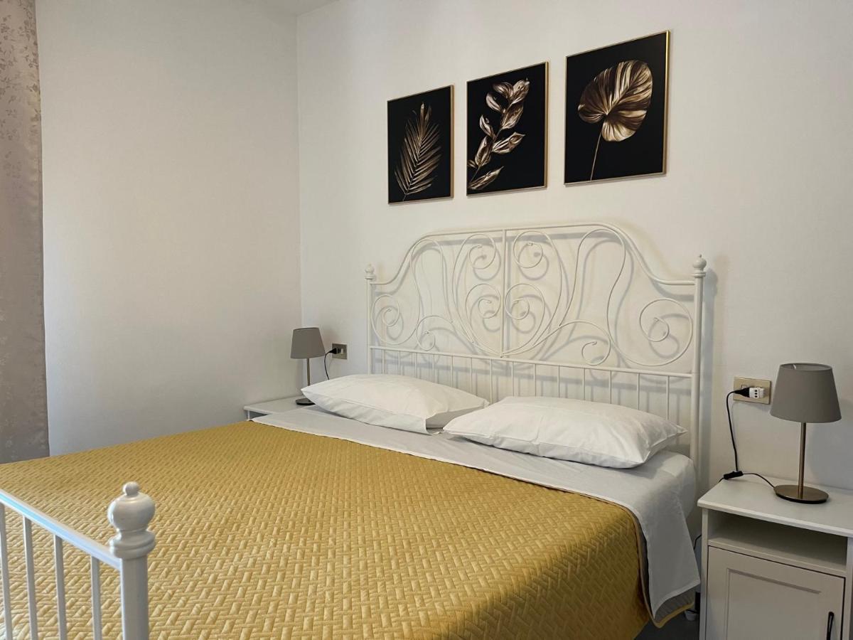 Lovely Apartment Parma Esterno foto